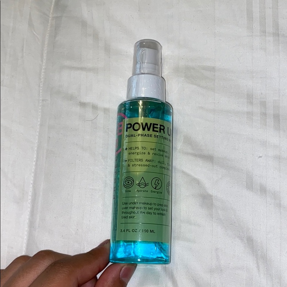 Power Up Dual-Pase Setting Spray